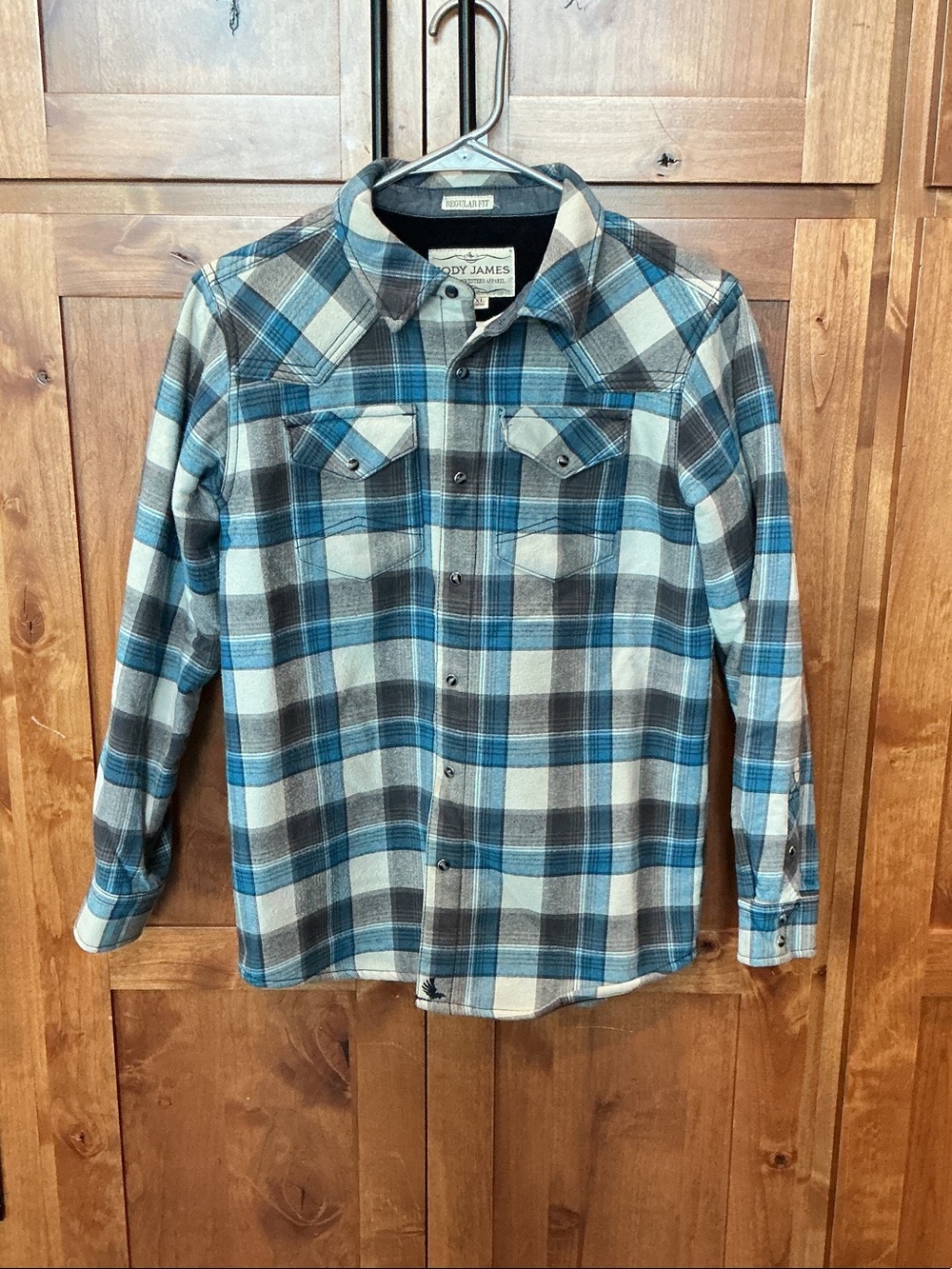 Blue and Gray Plaid Western-Style Flannel Shirt